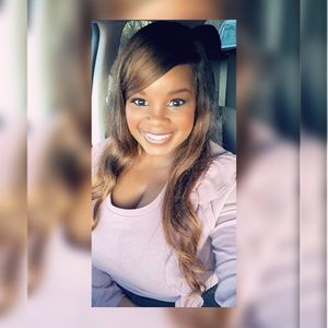 Meet your Posher, Andreda